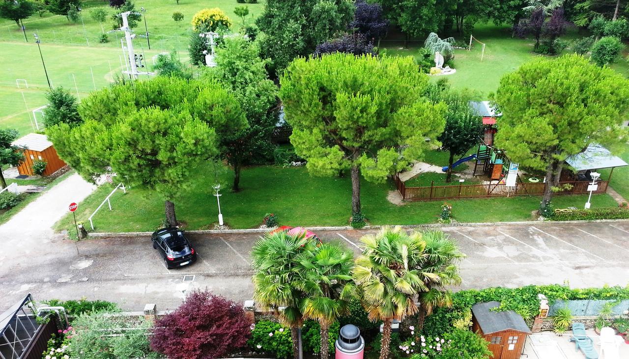 Dogana Vecchia - Hotel & Residence B&B Ristorante & Pizzeria Trivignano Udinese エクステリア 写真