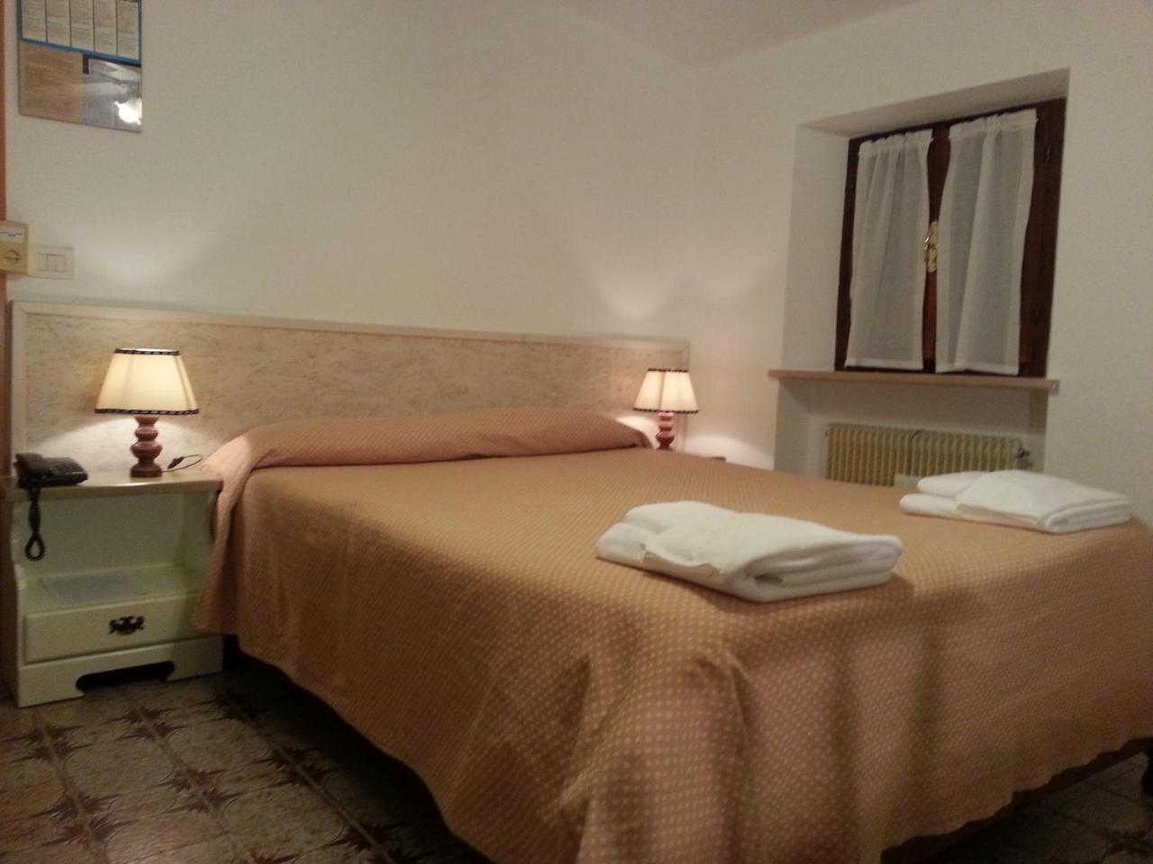 Dogana Vecchia - Hotel & Residence B&B Ristorante & Pizzeria Trivignano Udinese エクステリア 写真